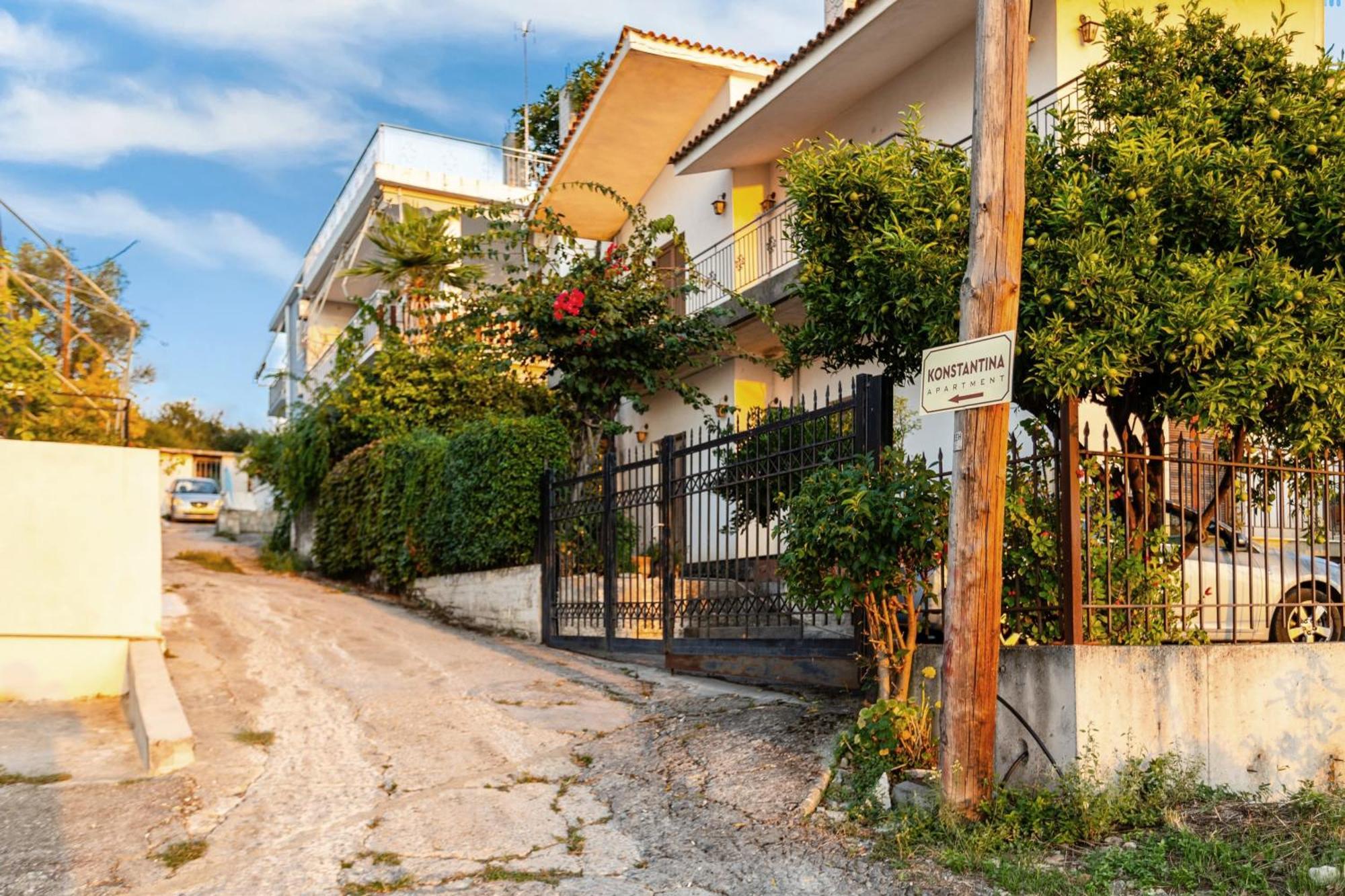Avia Seaview Getaway - Konstantina'S Hidden Haven Villa Kalamata Exterior photo
