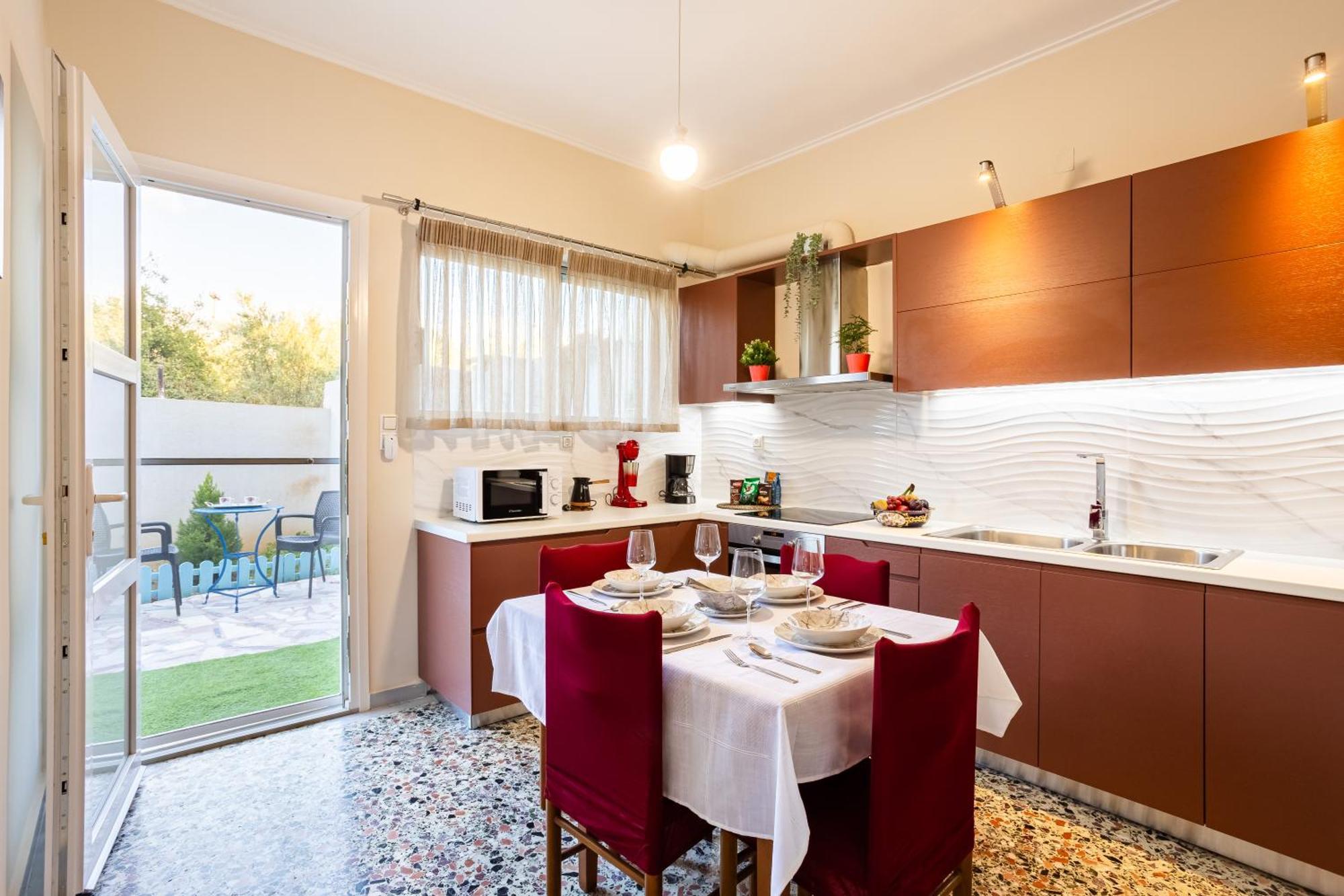 Avia Seaview Getaway - Konstantina'S Hidden Haven Villa Kalamata Exterior photo